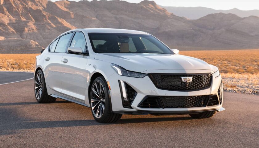 Our Cadillac CT4-V Blackwing 2022 Is Six-Speed Perfect.
